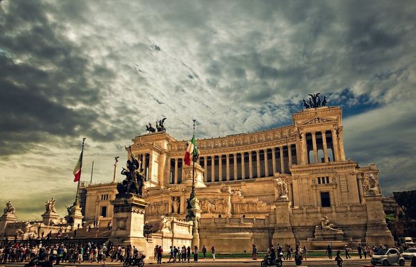 SIXT Services in Rome